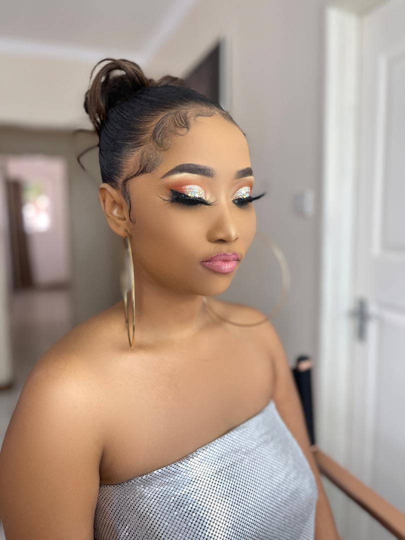 The Reneesant Signature